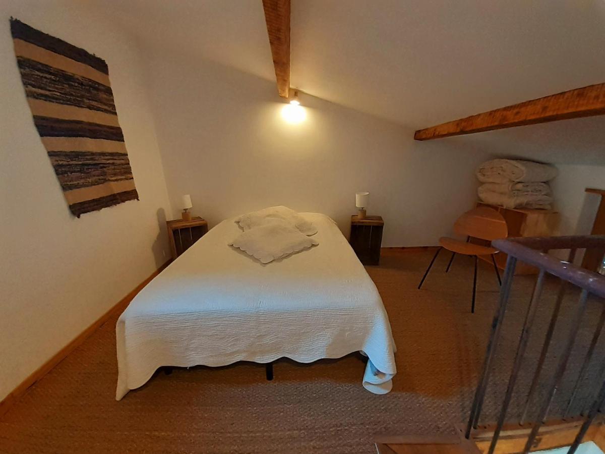 Gite Des Tineries Villa Lagrasse Esterno foto